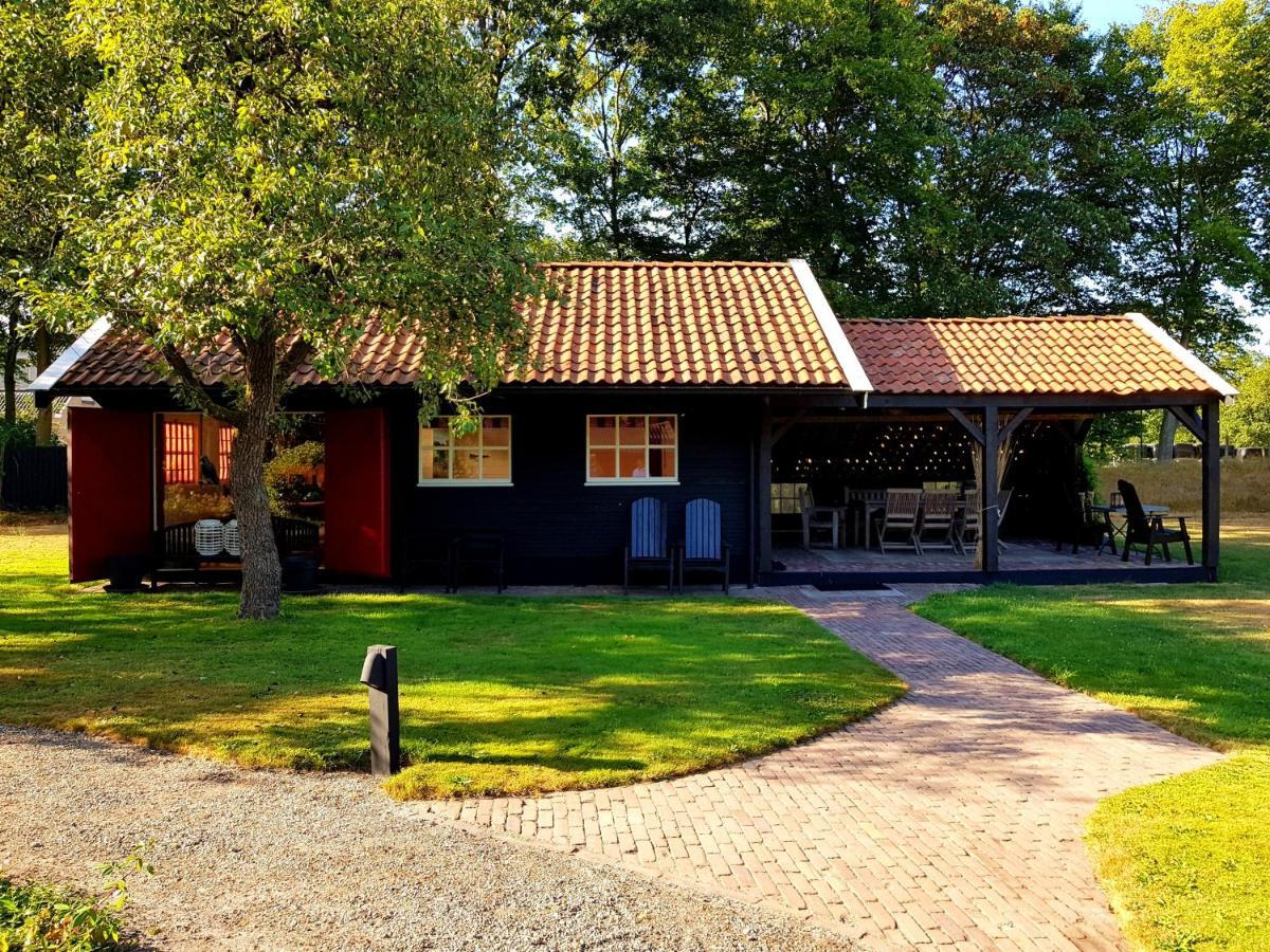 Aljemint Bed and Breakfast Oentsjerk Exterior foto